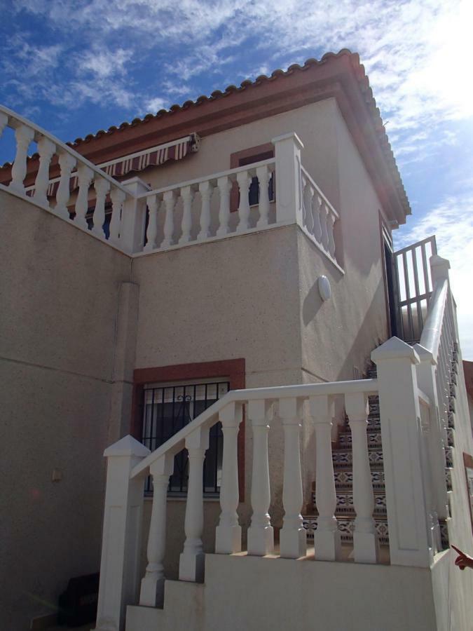 villa en torre de la horadada a 240m de la playa Exterior foto